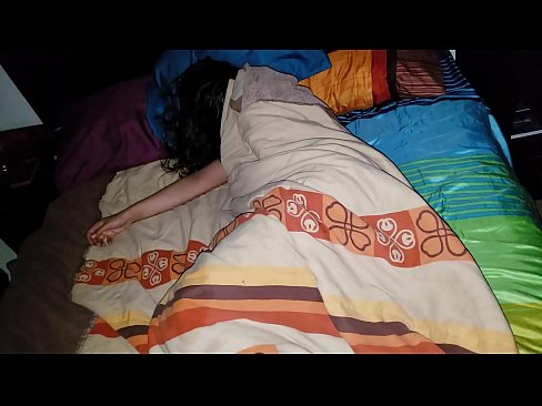 ❤️ Nevlastný syn nadáva svojej mladej nevlastnej matke, zatiaľ čo ona spí. Krásne porno na sk.playcrot69.top ☑